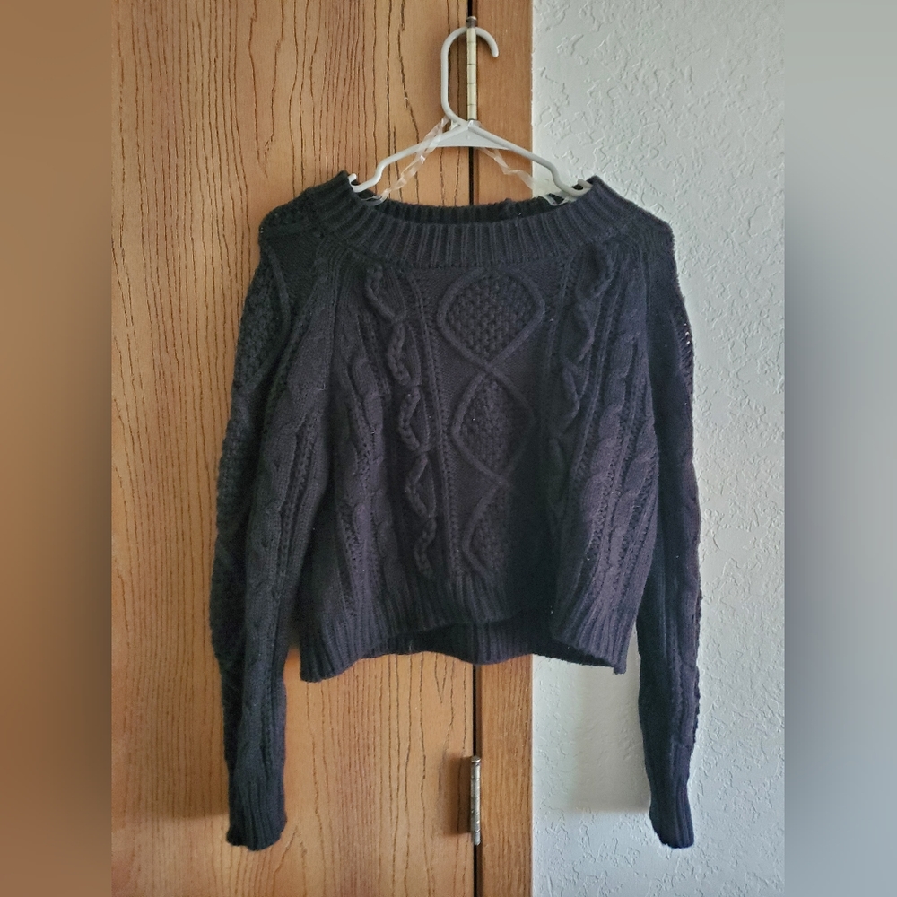 Womens Large Black Cropped Cableknit Sweater
